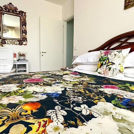 Casa Di Alice Daire Parma Dış mekan fotoğraf